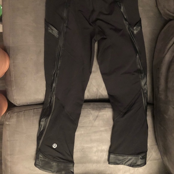 Black lululemon leggings - Picture 1 of 2